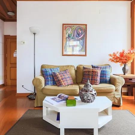 Apartment Plum Guide - Castle Arch